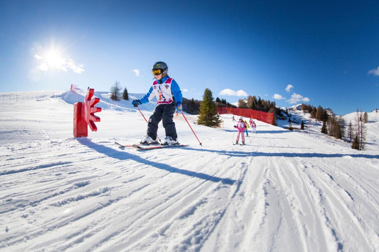 Hotel Dolomiti ラ・ヴィッラ エクステリア 写真