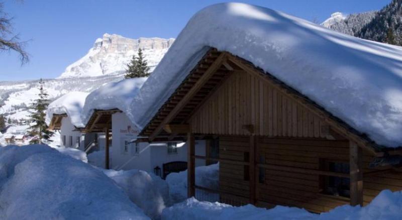 Hotel Dolomiti ラ・ヴィッラ エクステリア 写真