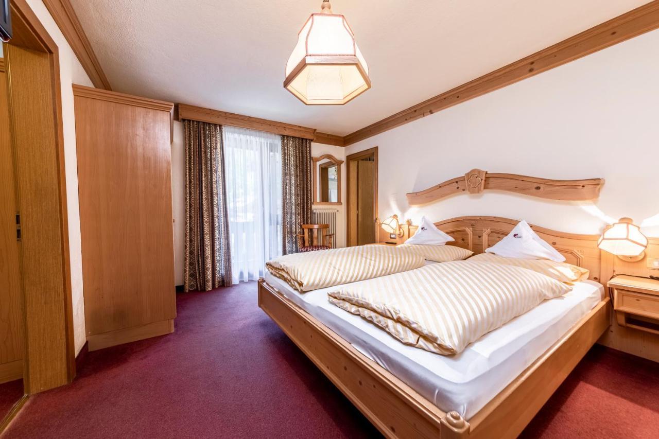 Hotel Dolomiti ラ・ヴィッラ エクステリア 写真