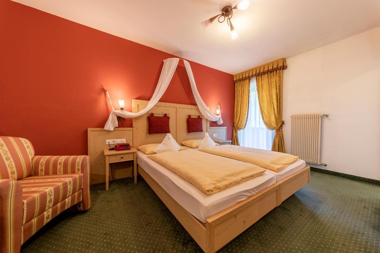 Hotel Dolomiti ラ・ヴィッラ エクステリア 写真